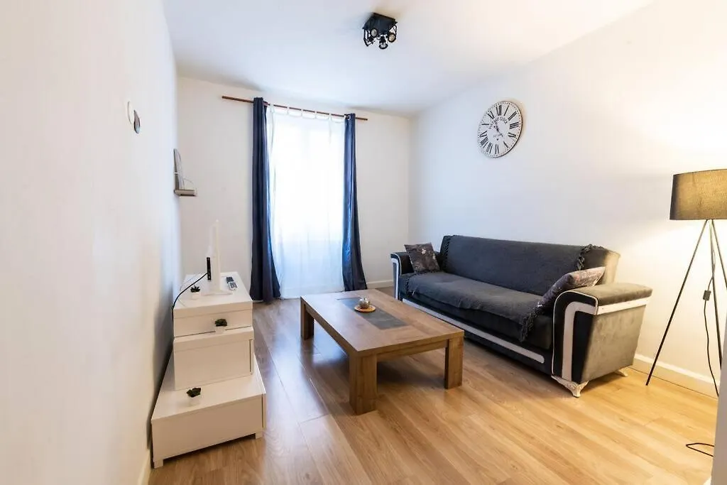 Apartment Appart Cosy,Calme A 2 Pas Du Centre De Montbrison France
